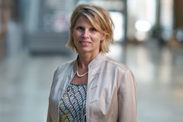 Valeria Cavalli receives Jaubert Award from the University of Geneva